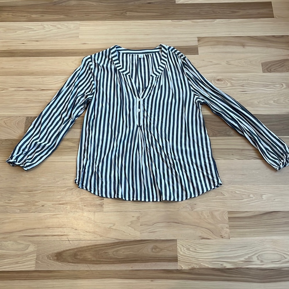 Old Navy blouse XL